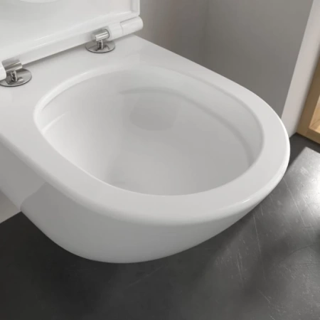 унитаз подвесной villeroy&boch universo 4670t901 с сиденьем микролифт, цвет белый