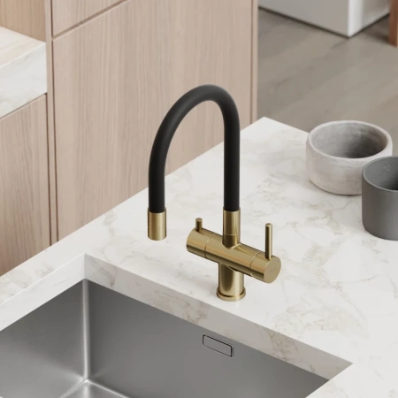 смеситель для кухни sancos lucia sc4004bg золото брашированное черный