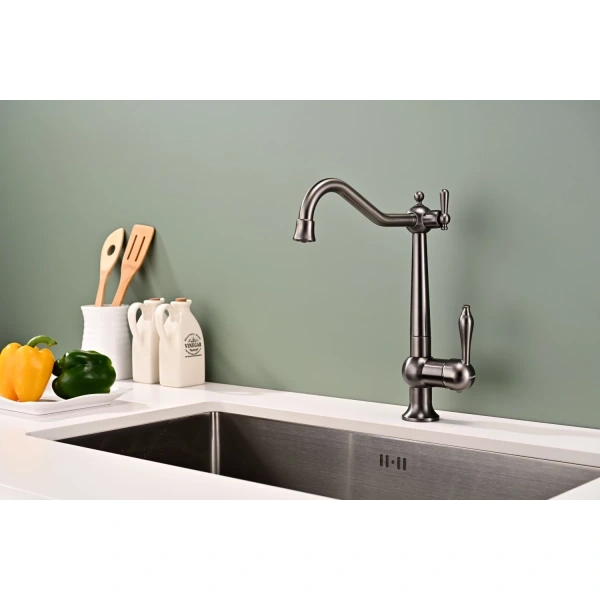 смеситель для кухни с подключением к фильтру paulmark retro re213226-gm, цвет вороненая сталь