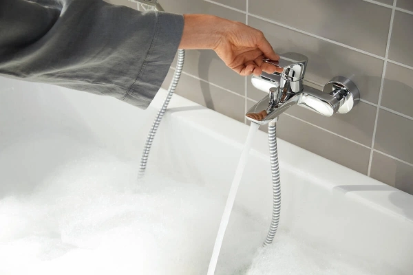 смеситель для ванны hansgrohe rebris e 72450000 + 26275000
