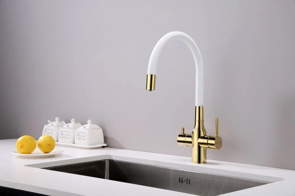 смеситель для кухни с подключением к фильтру paulmark salix sa213419-gw, цвет золото/ белый