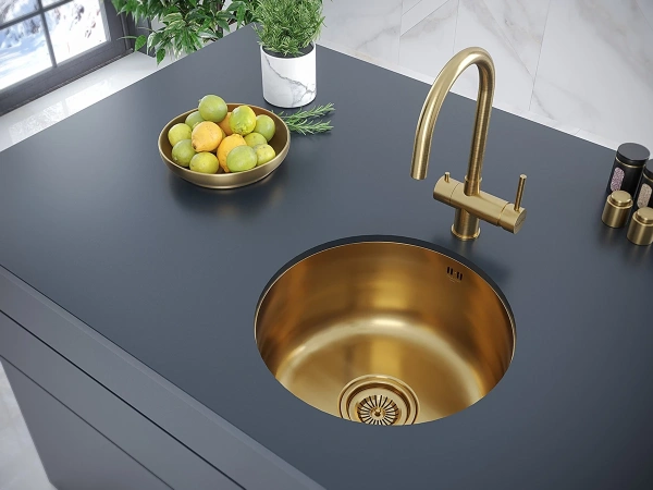 смеситель для кухни paulmark heller he213218-bg, брашированное золото