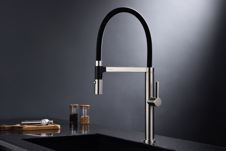 смеситель для кухни paulmark leader le214101-ni никель/ черный
